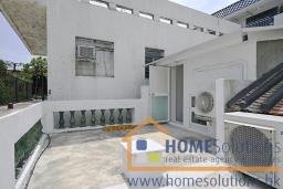 Shui Hau Village House image 7