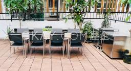 Smiling Court image 10