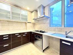 St George Apartments image 6
