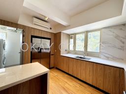 St Joan Court image 4