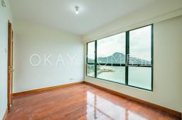 Stanley Beach Villa image 6