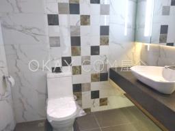 Stanley Mound Road image 8