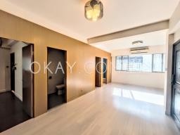 Sunlight Court image 3