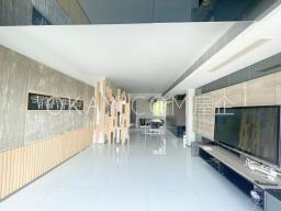 Swiss Towers image 4