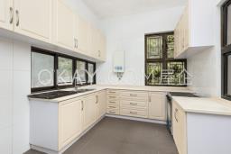 Taipan Court image 8