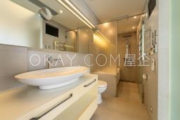 The Beachfront image 5