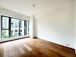 The Carmina image 10