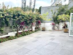 The Green Villa image 2