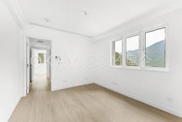 The Repulse Bay image 4