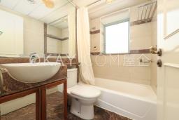 The Victoria Towers image 10