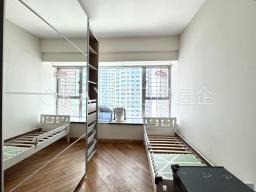 The Waterfront image 5