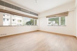 Tropicana Court image 6