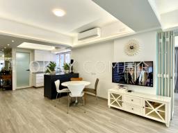 Tung Shing Building image 4