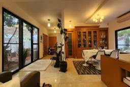Villa In Cheung Sha image 1