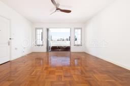 Wing Hong Mansion image 5