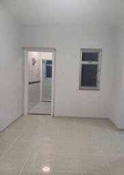 Woodlands Court image 5
