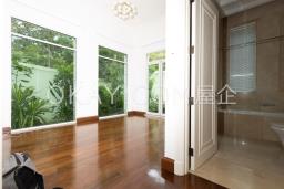 110 Repulse Bay Road image 6