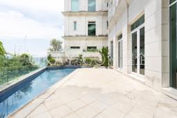 110 Repulse Bay Road image 1