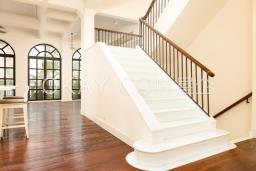 35 Bonham Road image 5