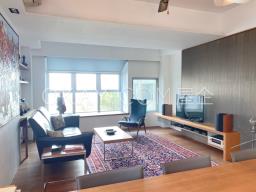 Albany Court image 3