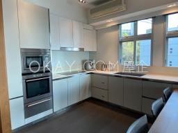Albany Court image 5