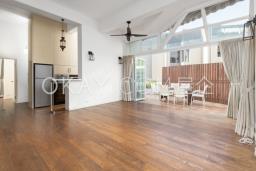 Albany Court image 3