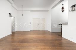 Albany Court image 5