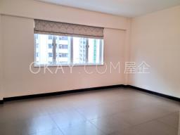 Alpine Court image 7