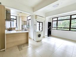 Amigo Mansion image 3