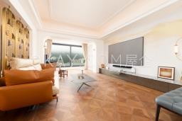 Bellevue Court image 1