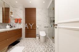 Bellevue Court image 8