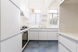 Bisney Villas image 6