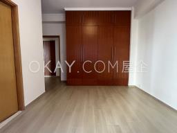 Breezy Court image 10