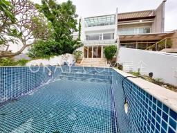 Capital Villa image 3