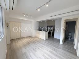 Caravan Court image 2