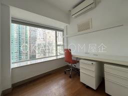 Centrestage image 6