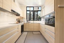 Elite Villas image 9