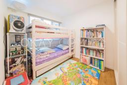 Gallant Place image 8