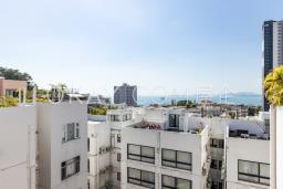 Glamour Court image 10