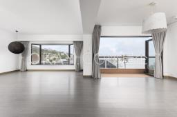 Hawaii Garden image 3