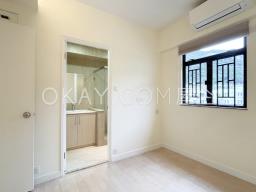 Hawthorn Garden image 9