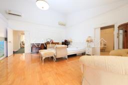 Headland Village - Seabee Lane image 9