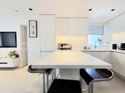 Hillgrove Village - Glamour Court image 7