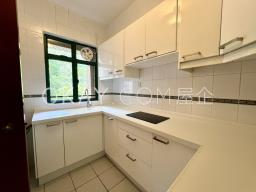 Hillsborough Court image 6