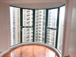 Hillsborough Court image 4