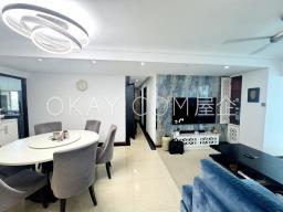 Hilton Towers image 6