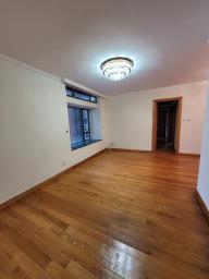 Hollywood Terrace image 1