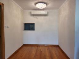 Hollywood Terrace image 8