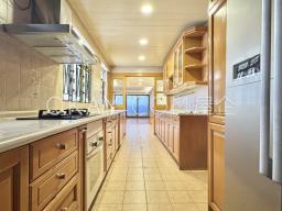 Hong Kong Garden image 1