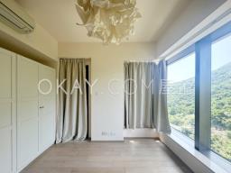 Island Garden image 7